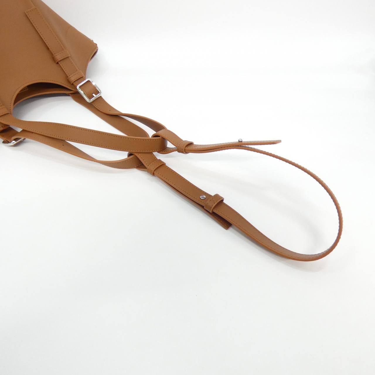 Loewe Hammock Flip Shoulder — view 5