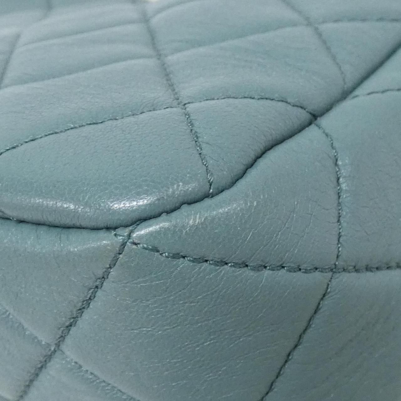 Chanel Shoulder Bag Green — view 3
