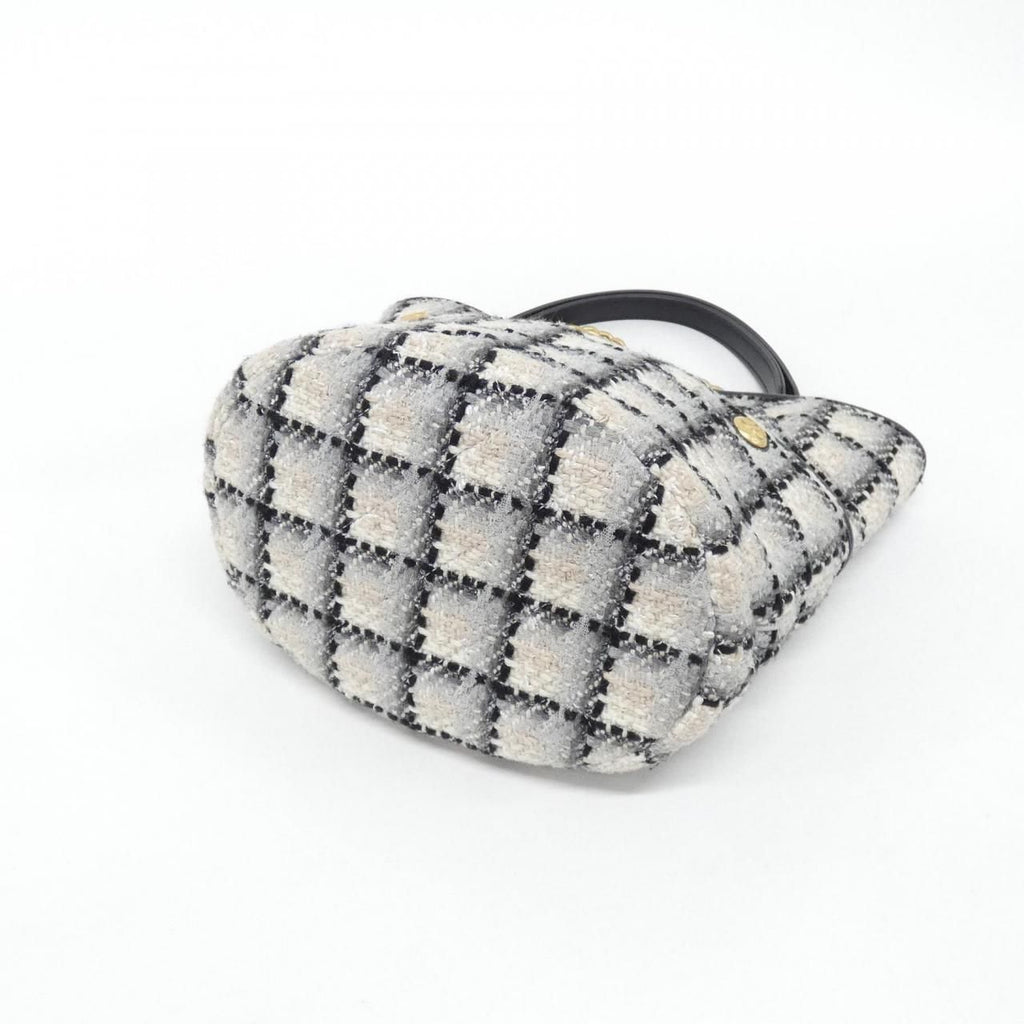 Chanel Shoulder Bag Black — view 3