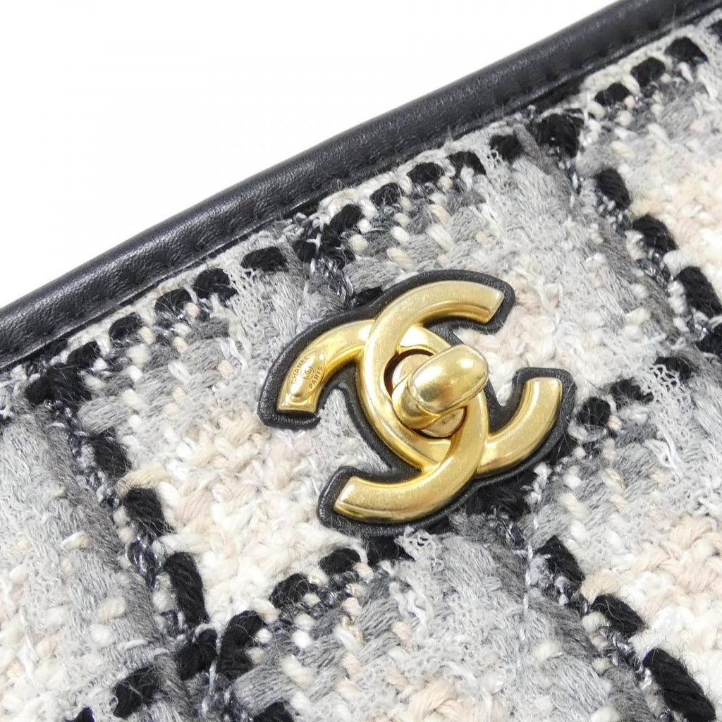 Chanel Shoulder Bag Black — view 5