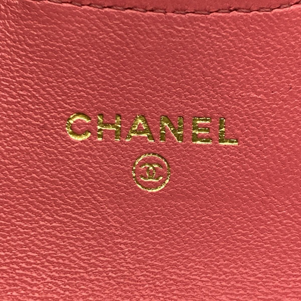 Chanel Waist Pouch Mini Quilted Pink Chain Shoulder Gold Lambskin — view 9