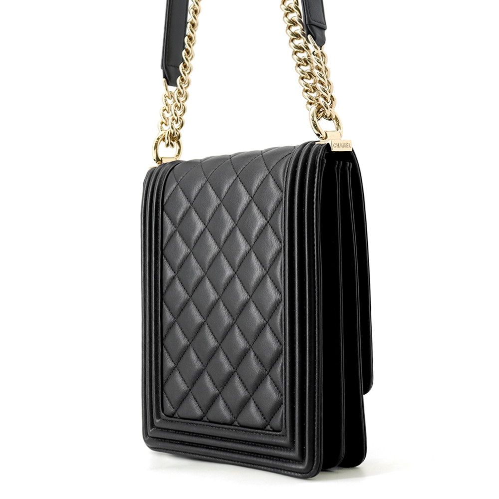 Chanel Chain Shoulder Bag Boy Lambskin Black — view 2
