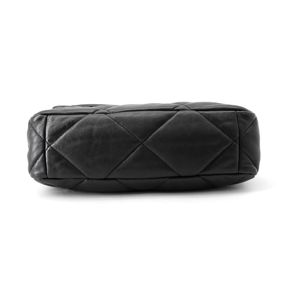 Chanel Chain Shoulder Bag 19 Large Lambskin 2-Way Black — view 3