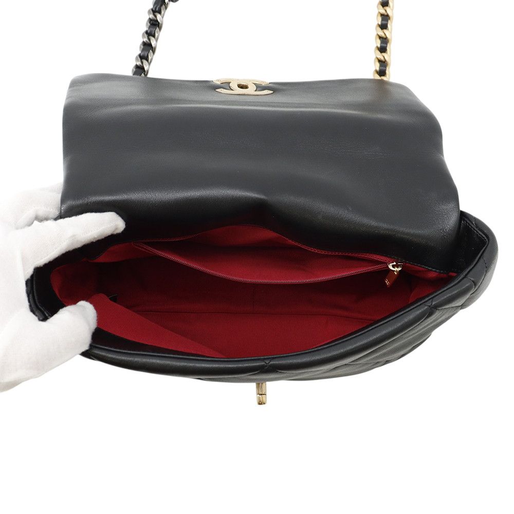 Chanel Chain Shoulder Bag 19 Large Lambskin 2-Way Black — view 5
