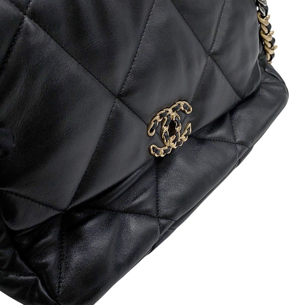 Chanel Chain Shoulder Bag 19 Large Lambskin 2-Way Black — view 8