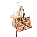 Louis Vuitton Tote Monogram Giant On The Go GM 2-Way — view 5