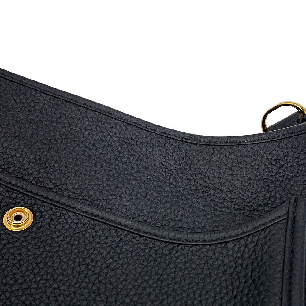 Hermes Shoulder Bag Evelyne 3 PM Black Gold Taurillon Clemence — view 7