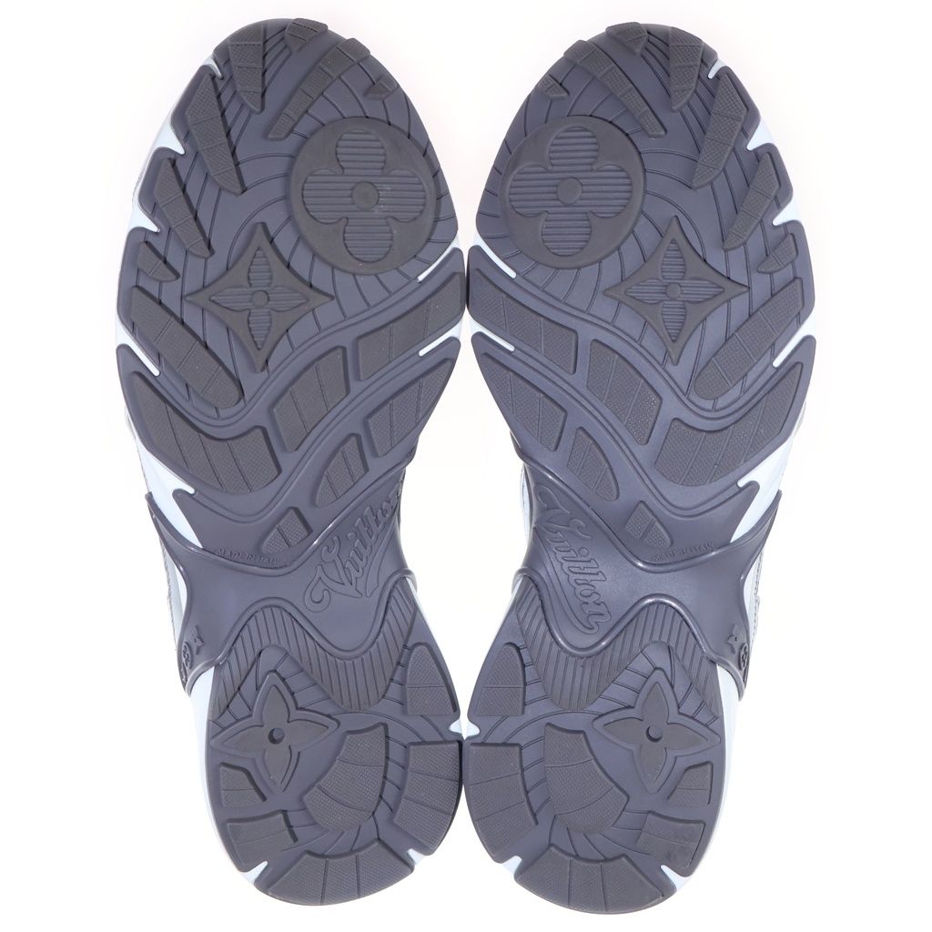 Louis Vuitton LV Olympia Sneakers Silver — view 5
