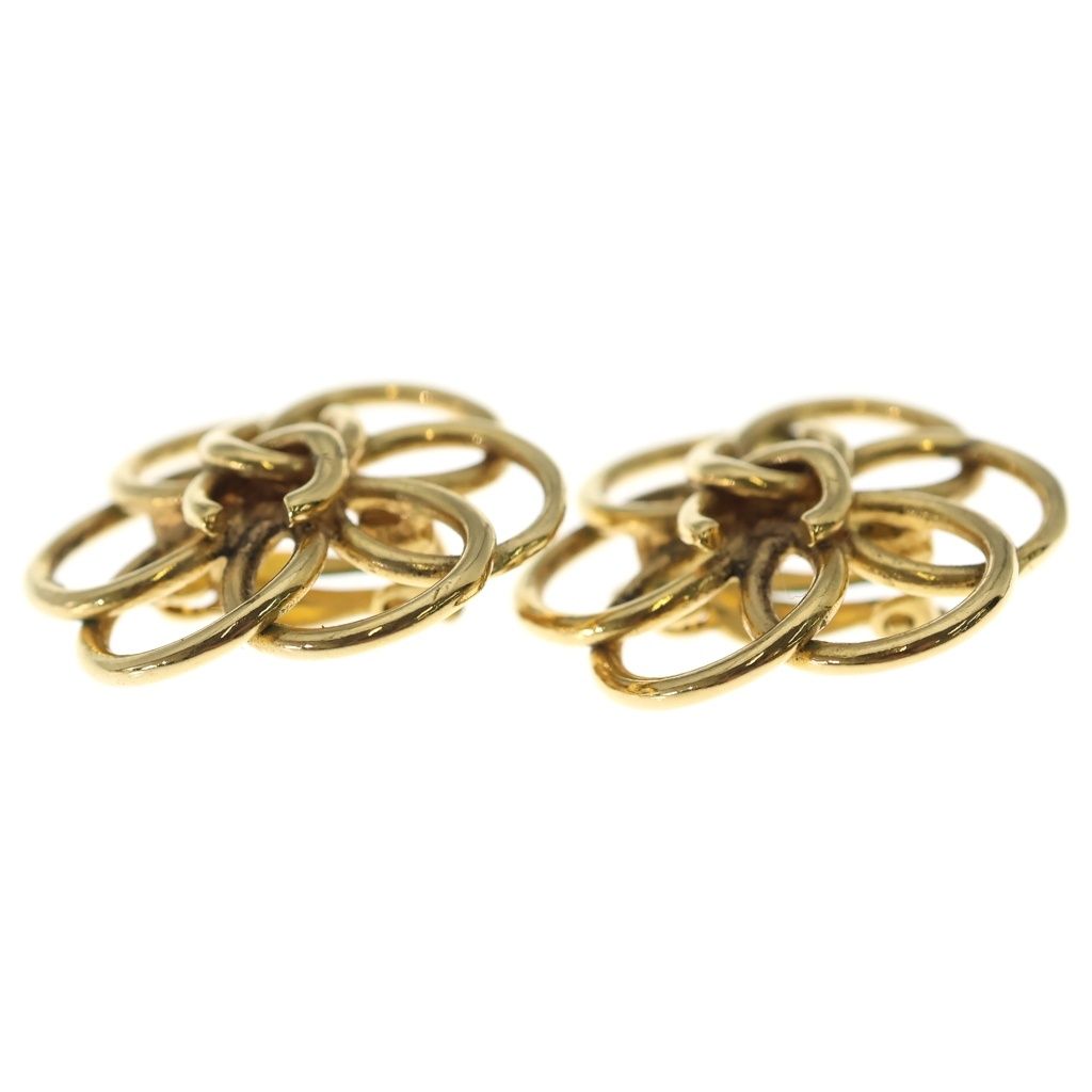 Chanel CC Logo Earrings Gold — view 4