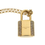 Louis Vuitton LV Padlock Pendant Gold — view 5