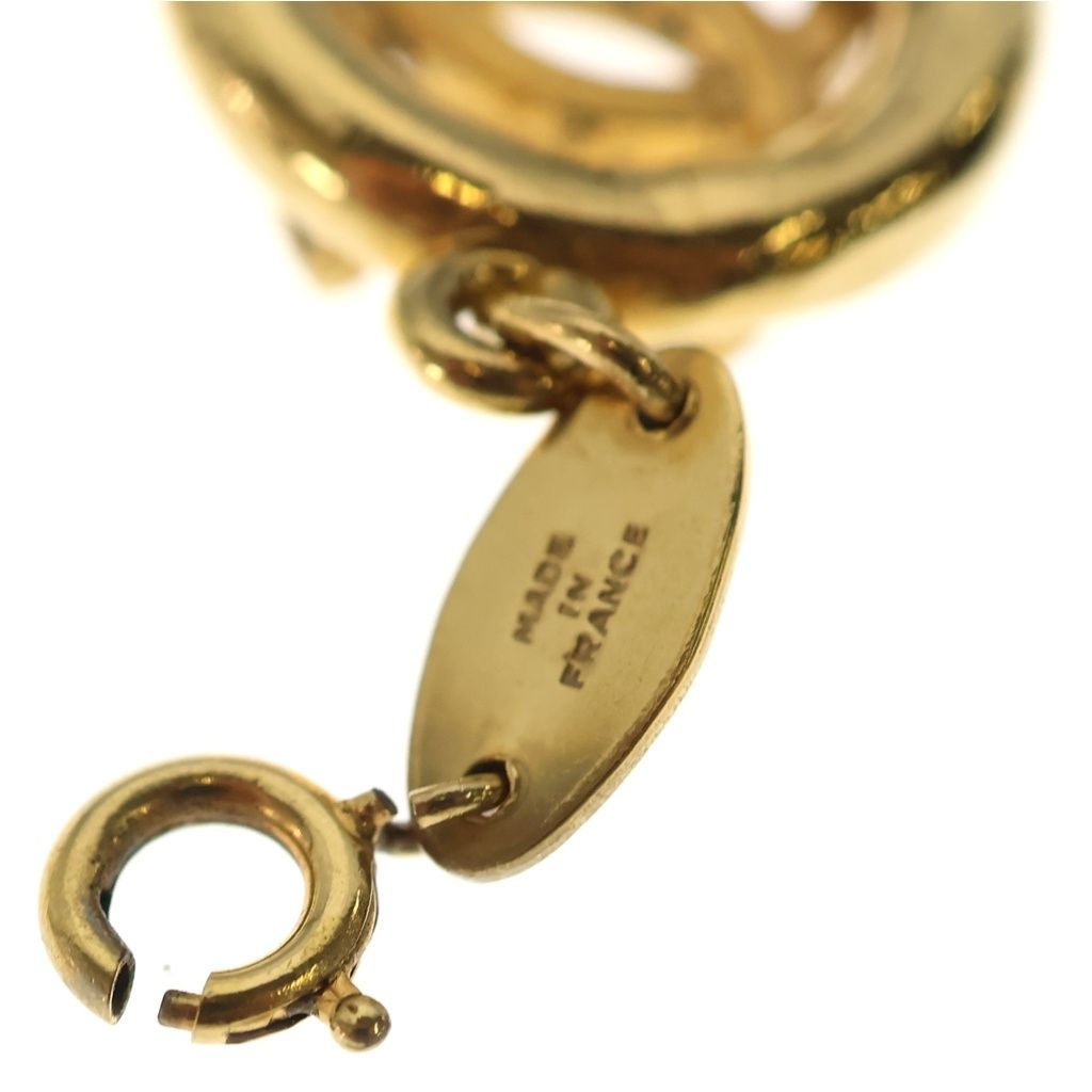 Chanel CC Logo Bracelet Gold — view 6