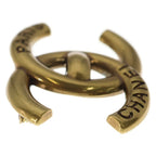 Chanel CC Logo Turnlock Motif Brooch Gold 21k — view 4