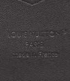 Louis Vuitton Passport Cover NM Monogram Empreinte — view 5