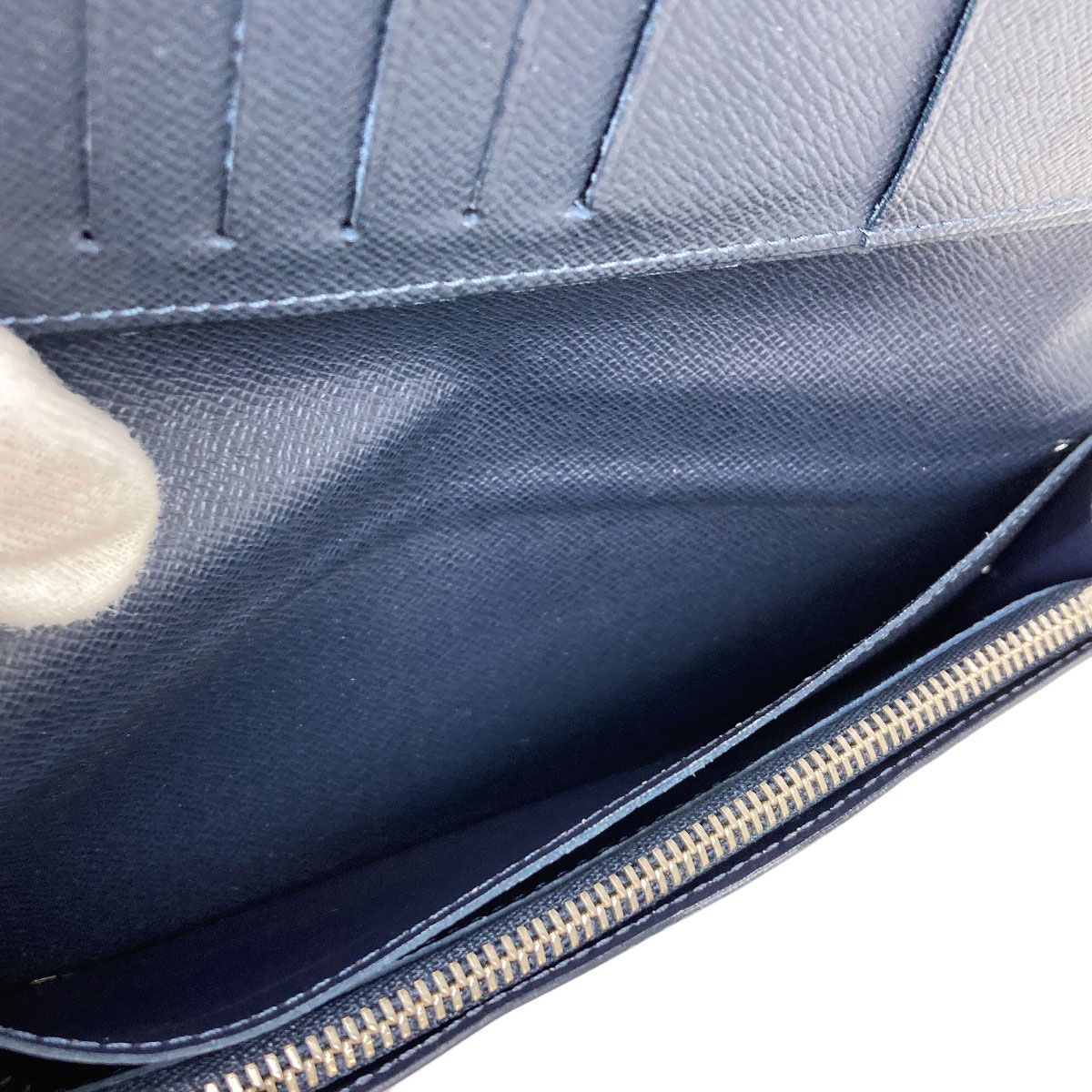 Louis Vuitton Portefeuille Brazza NM Wallet Taiga Leather — view 5
