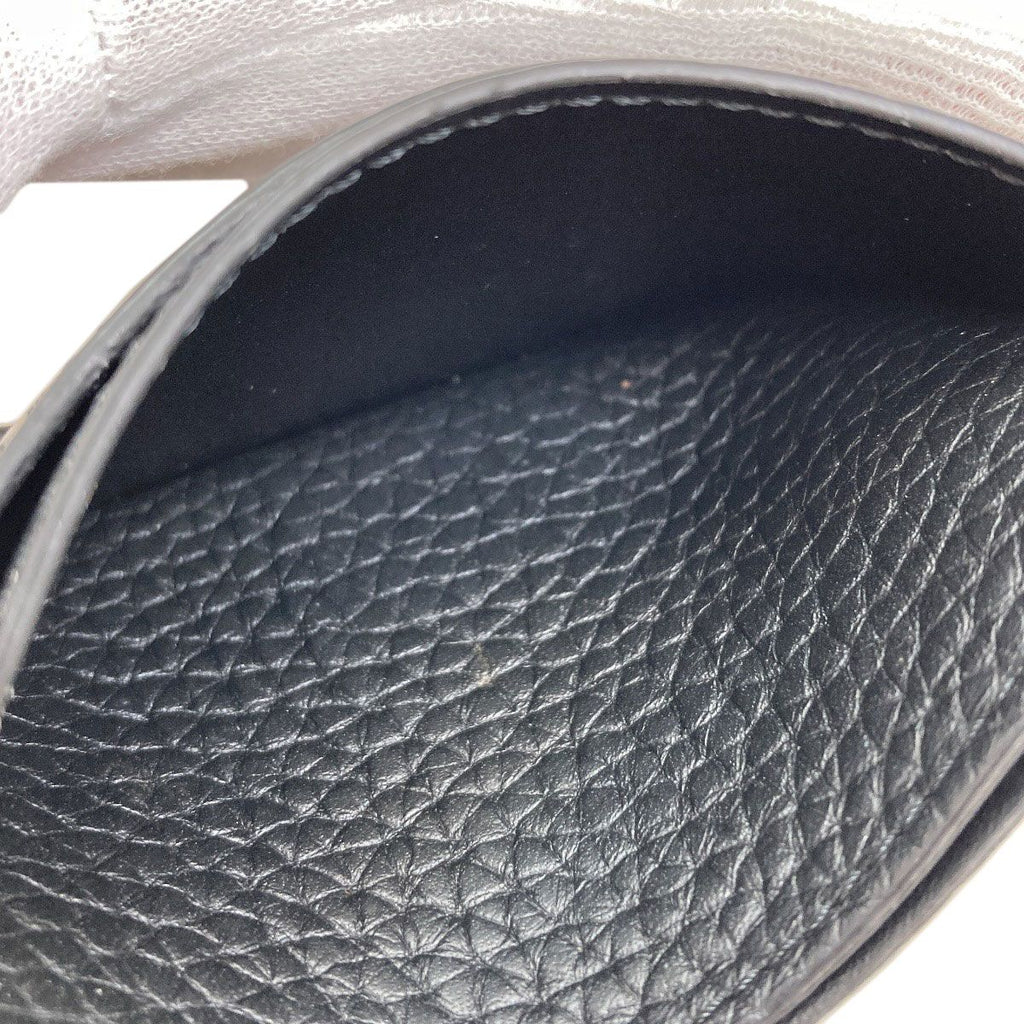 Louis Vuitton Card Holder Capucines Case Taurillon Leather — view 5