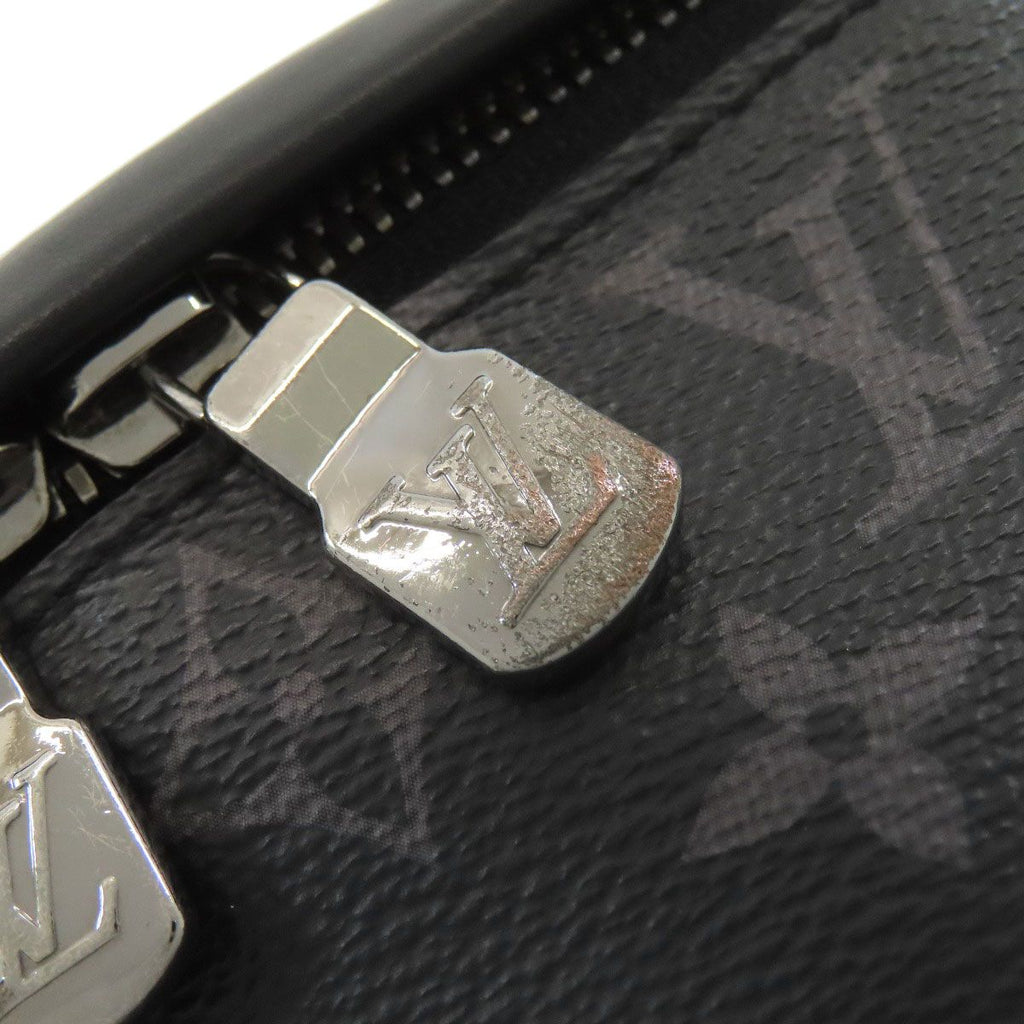 Louis Vuitton Discovery Bum Bag Hip Monogram Canvas — view 9