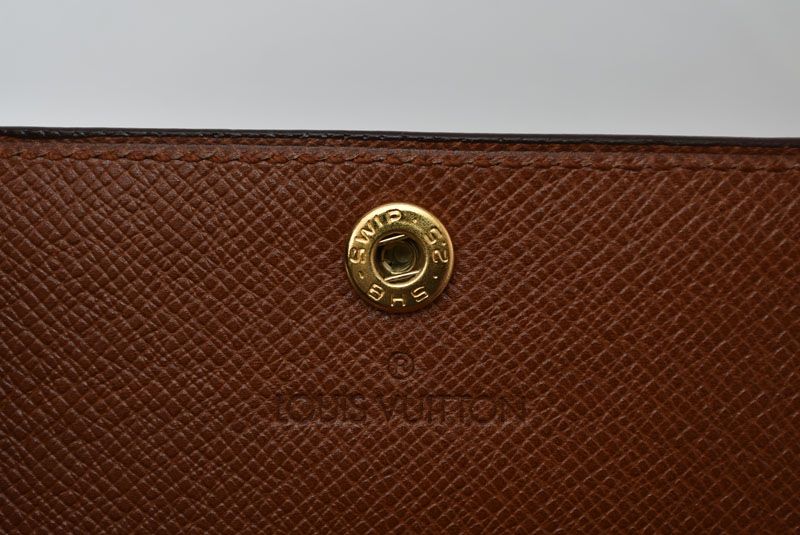 Louis Vuitton Key Case Monogram Vintage Key Holder — view 3