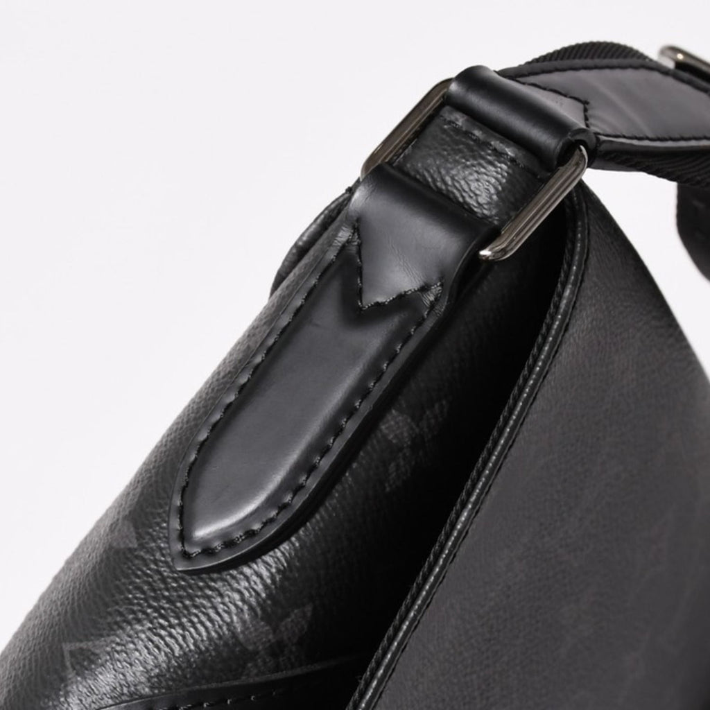 Louis Vuitton Messenger PM Explorer Monogram Black Eclipse Silver — view 4