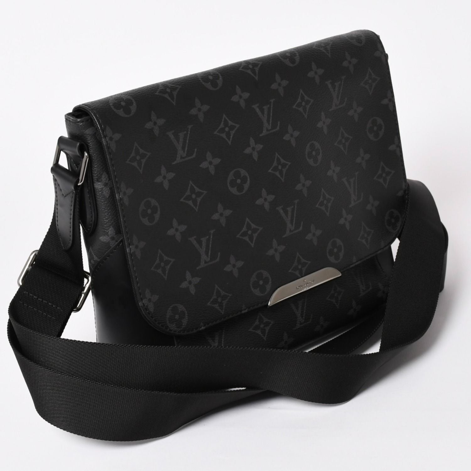 Louis Vuitton Messenger PM Explorer Monogram Black Eclipse Silver — view 3