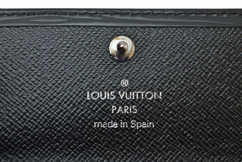 Louis Vuitton Key Case Multicles 6 Epi Noir Black Key Holder — view 4