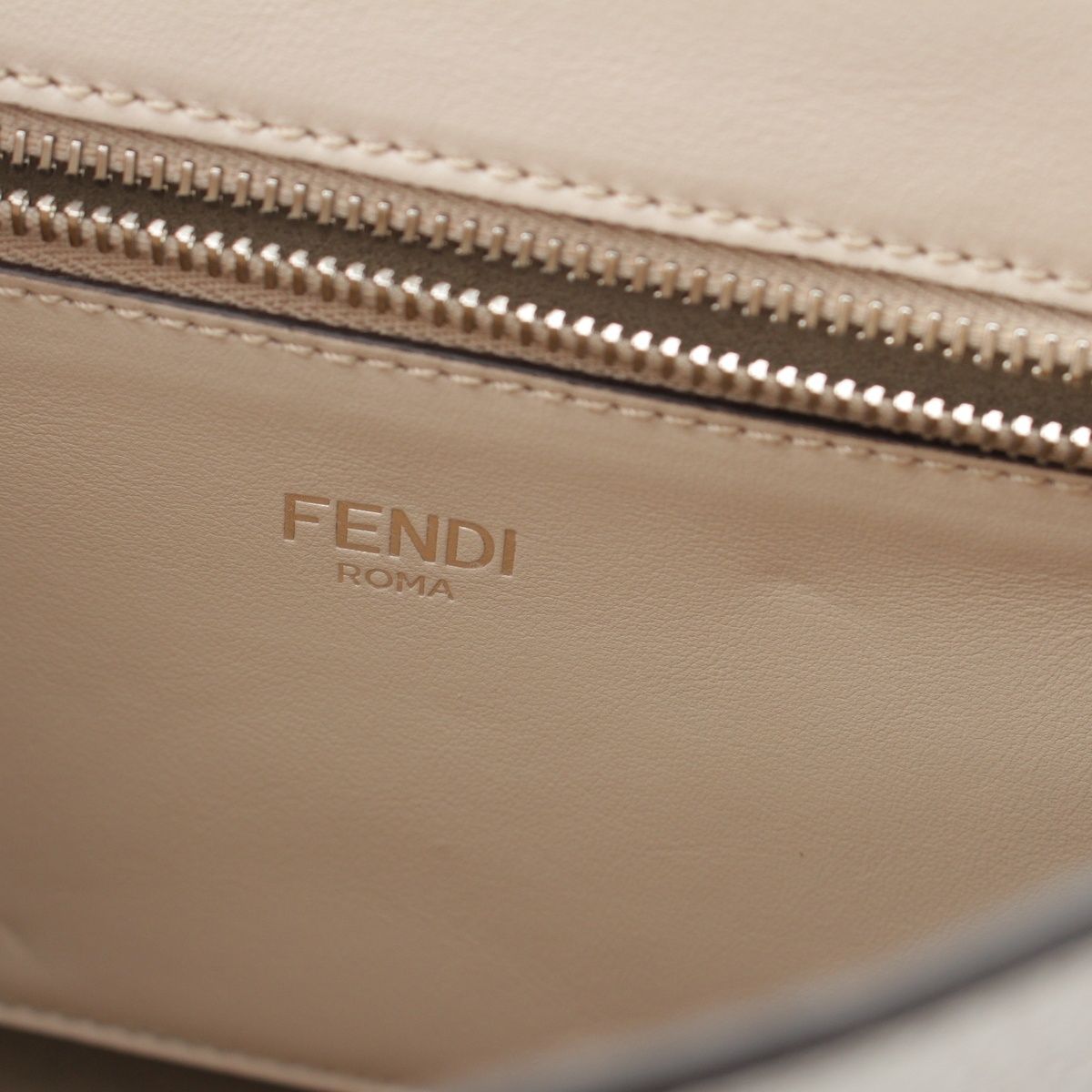 Fendi Peekaboo I-see-you Leather 2-Way Shoulder Handbag Beige — view 7