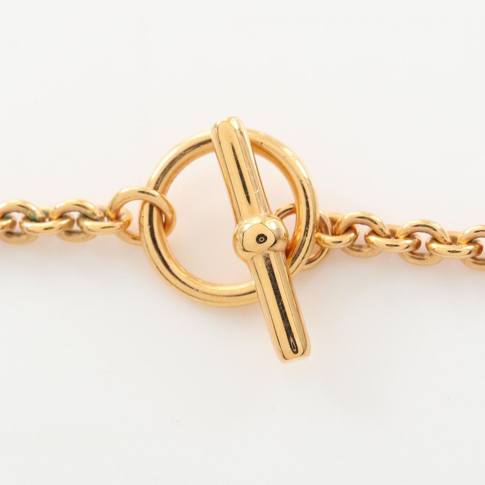 Hermes Necklace Medaille Blason Gold — view 4