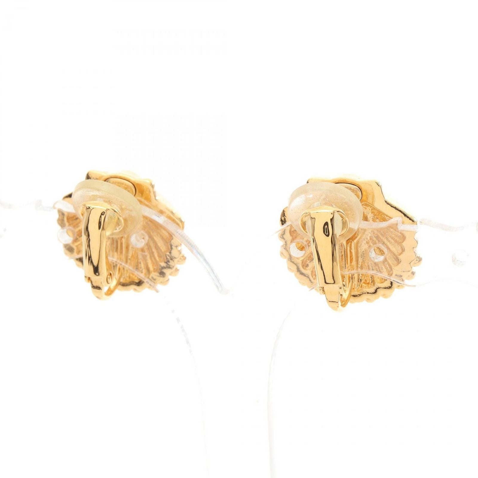 Chanel Earrings CC Logo Shell Motif — view 2