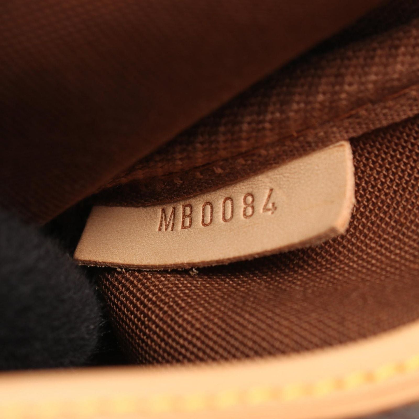 Louis Vuitton Shoulder Bag Saumur 30 Canvas Leather — view 6