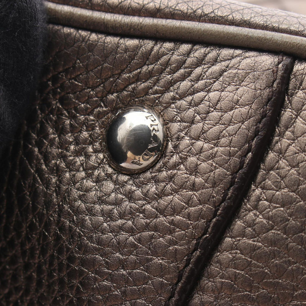 Prada Tote Vitello Daino Metallic Gold Leather Shoulder — view 9
