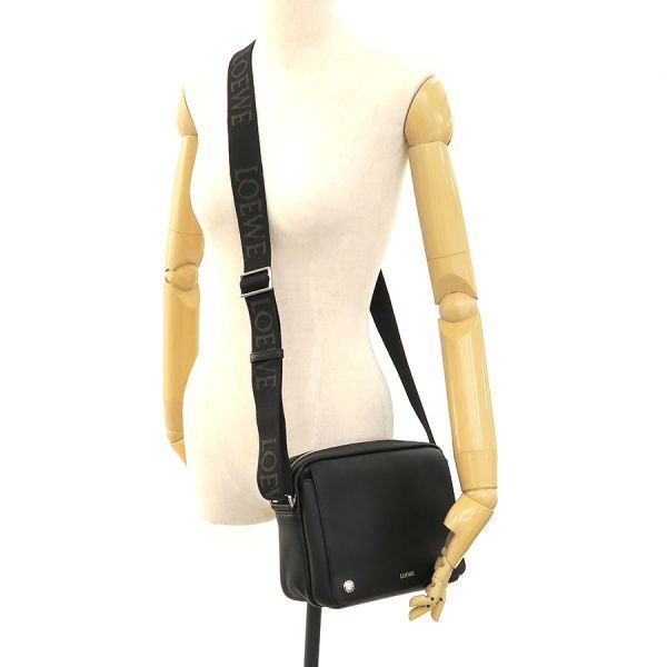Loewe Pebble Messenger — view 9