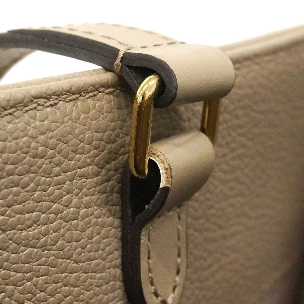 Louis Vuitton Tote Monogram Empreinte On The Go Tourtle le 2-Way — view 7