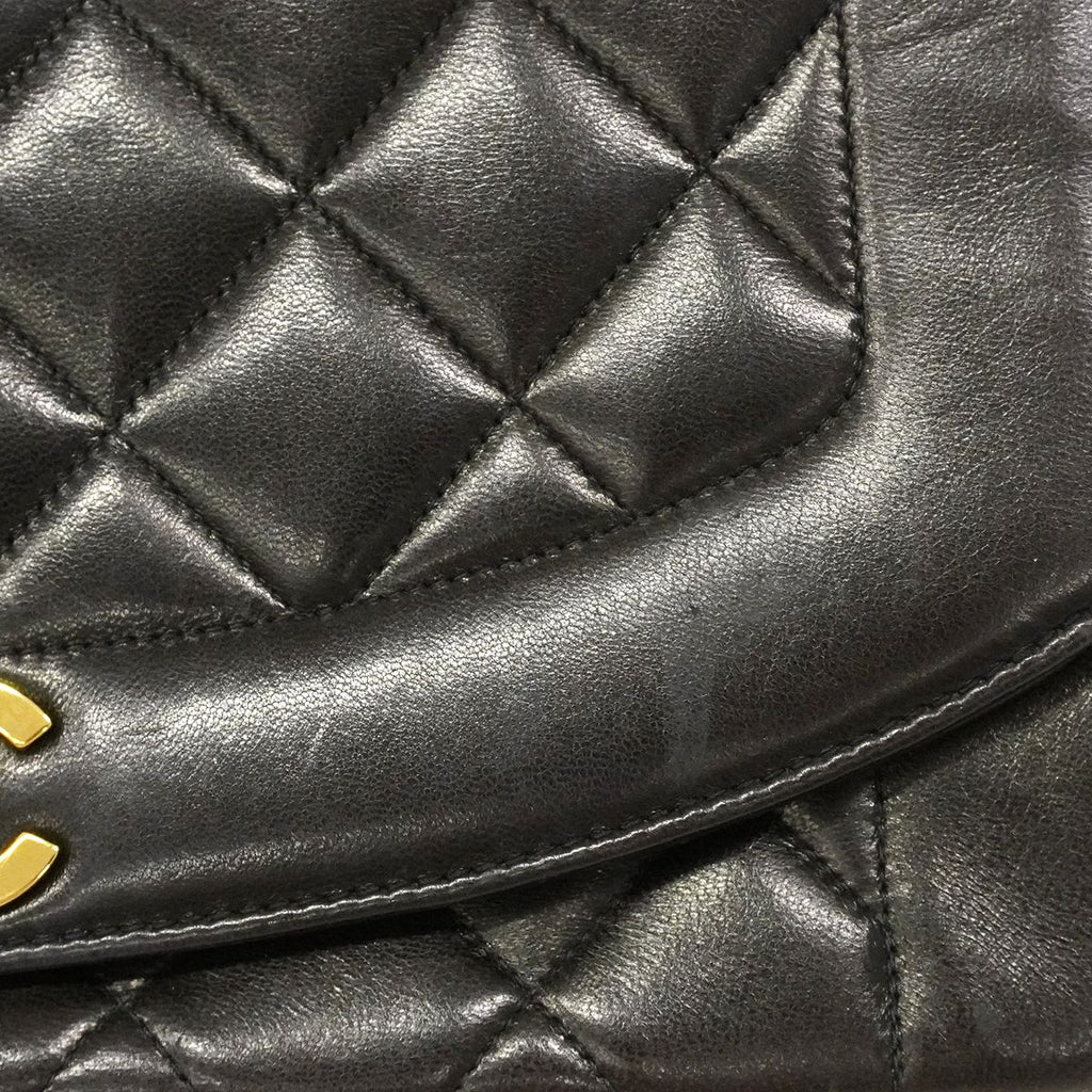Chanel Shoulder Bag Diana Lambskin Black Gold — view 8