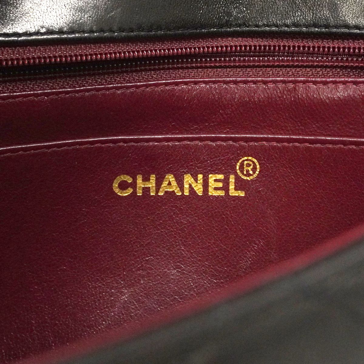 Chanel Shoulder Bag Diana Lambskin Black Gold — view 5