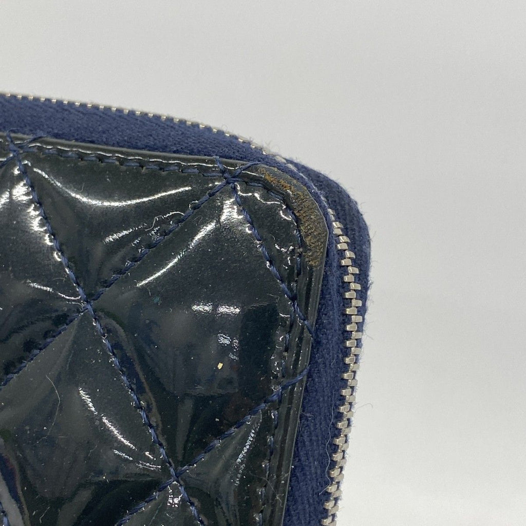 Chanel Coin Case Quilted Patent Leather Navy Silver — view 5
