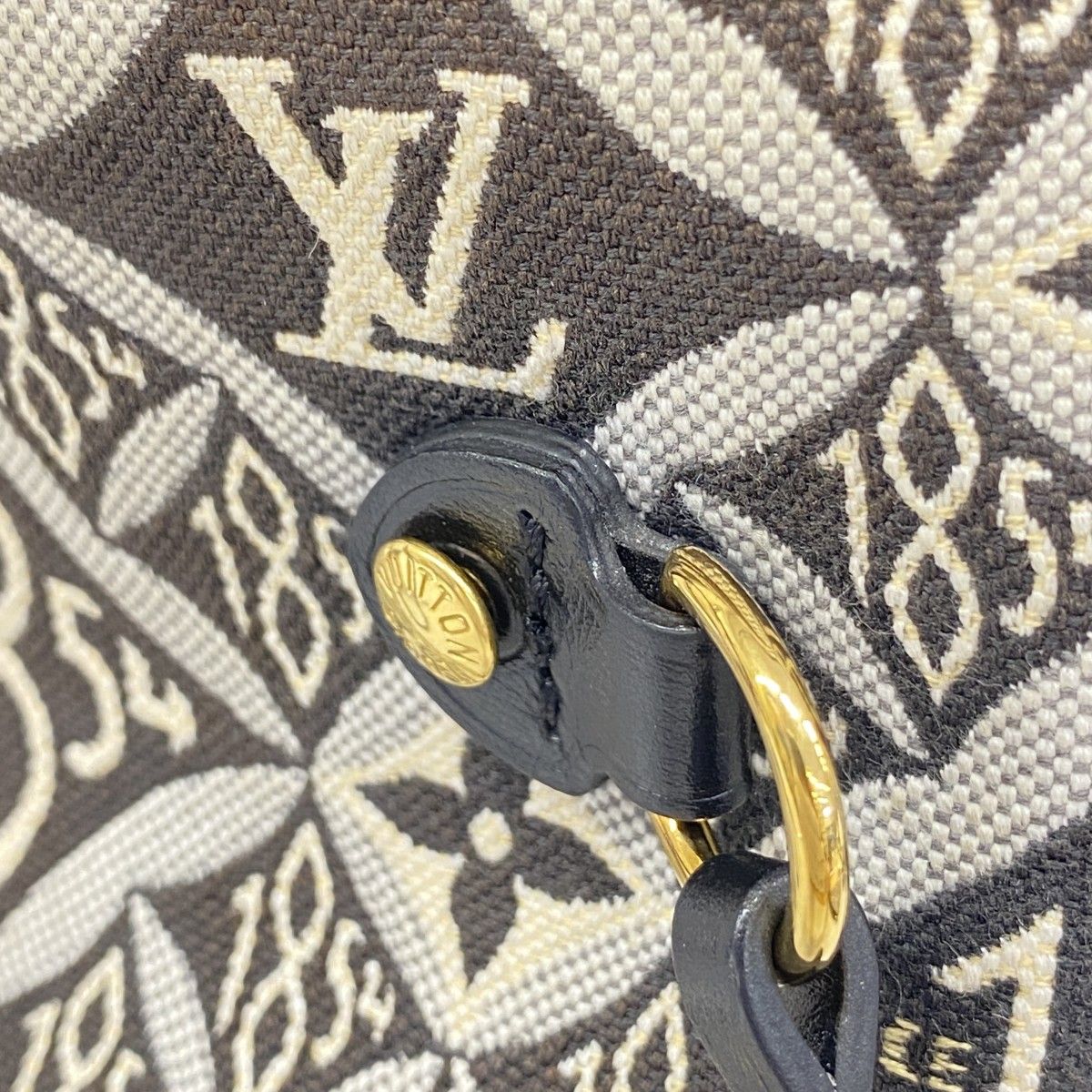 Louis Vuitton Tote Monogram Jacquard Neverfull Black Gray — view 6