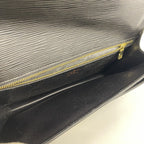 Louis Vuitton Clutch Epi Series Dragonne Noir — view 4
