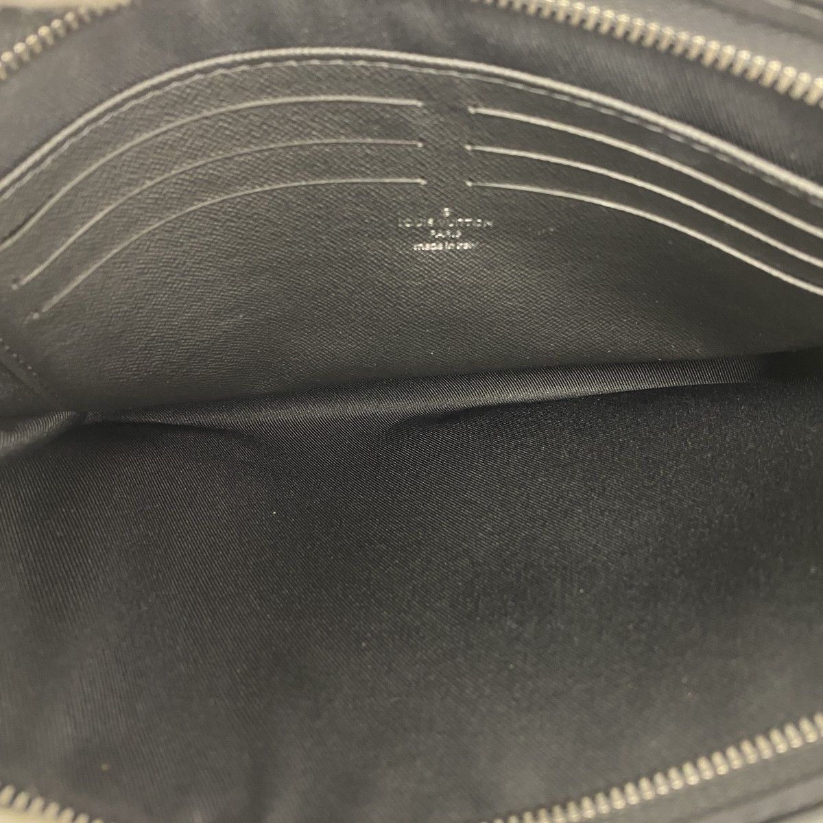 Louis Vuitton Clutch Monogram Eclipse Pochette Voyage Black — view 4