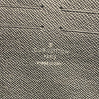 Louis Vuitton Clutch Monogram Eclipse Pochette Voyage Black — view 5