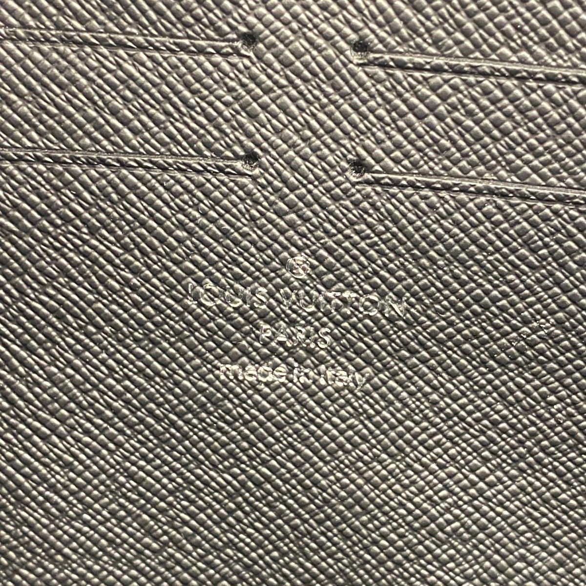 Louis Vuitton Clutch Monogram Eclipse Pochette Voyage Black — view 5