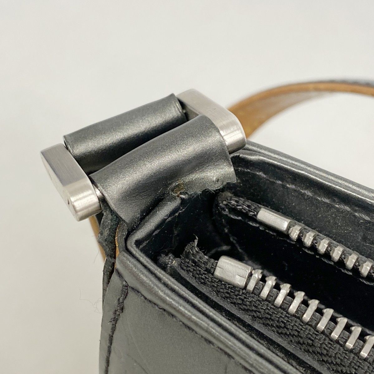 Louis Vuitton Shoulder Bag Monogram Matt Fowler Noir — view 6