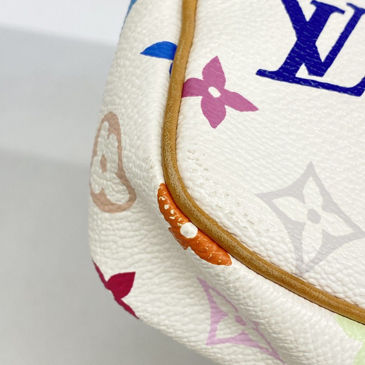 Louis Vuitton Pouch Monogram Multicolor Pochette Blanc — view 6
