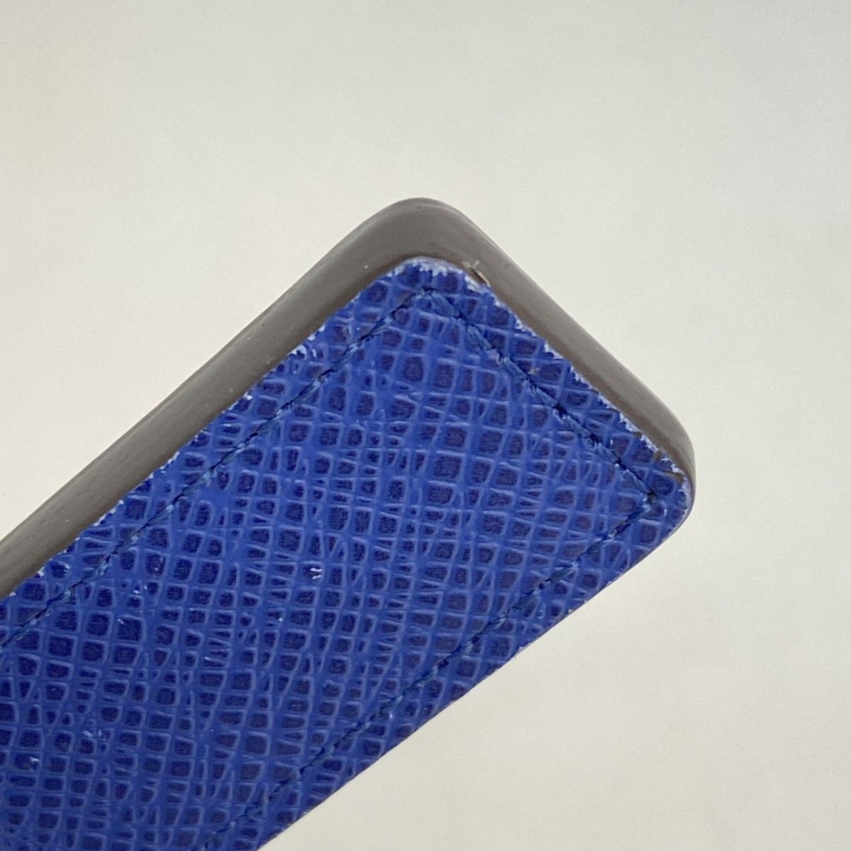 Louis Vuitton Key Holder Charm Daigarama Neo LV Club Cobalt — view 5