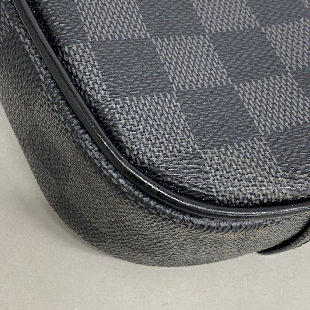 Louis Vuitton Belt Bag Damier Graphite Ambler Black — view 9