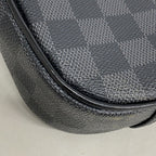 Louis Vuitton Belt Bag Damier Graphite Ambler Black — view 9