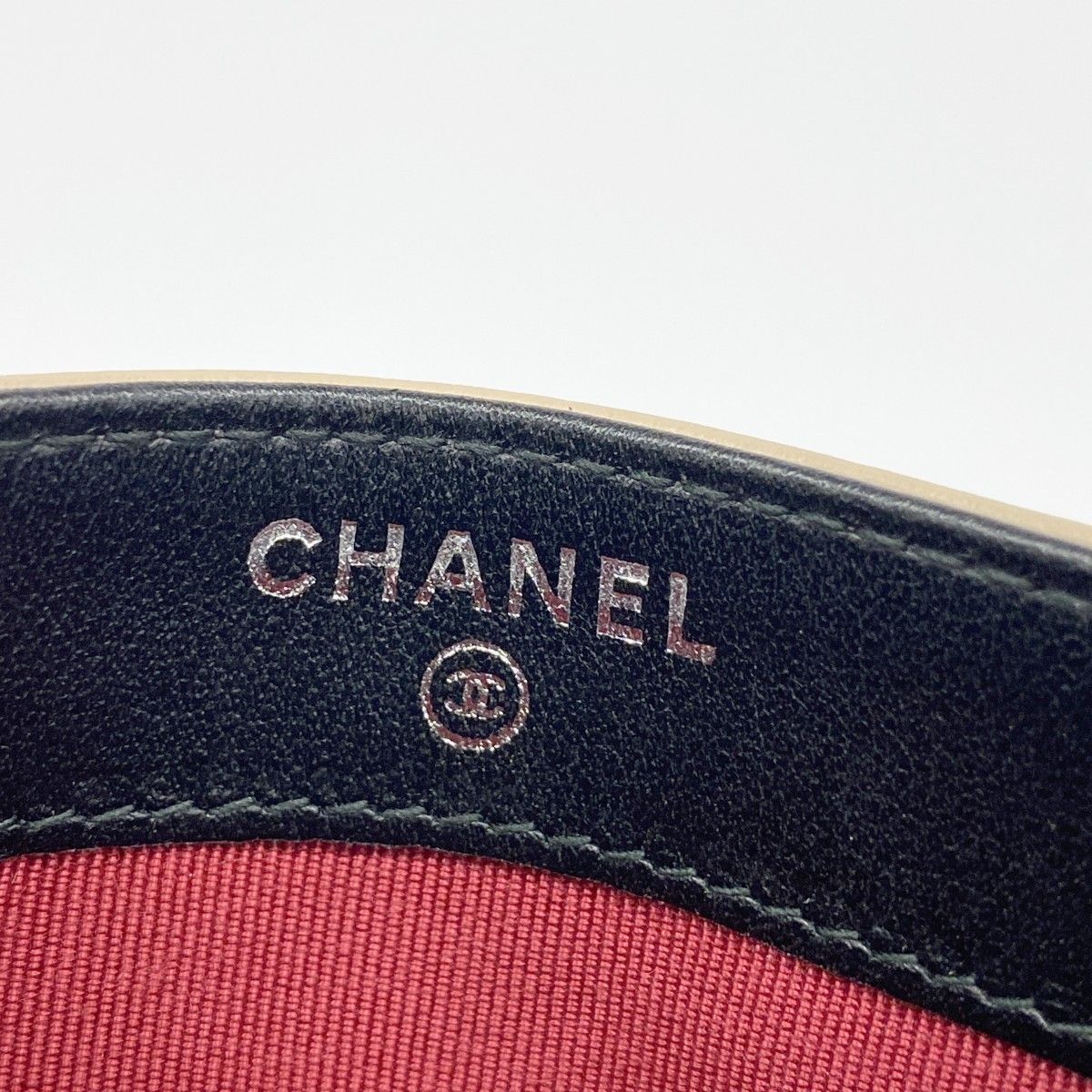 Chanel Card Case Gabrielle Lambskin Leather Black Beige Gold — view 4