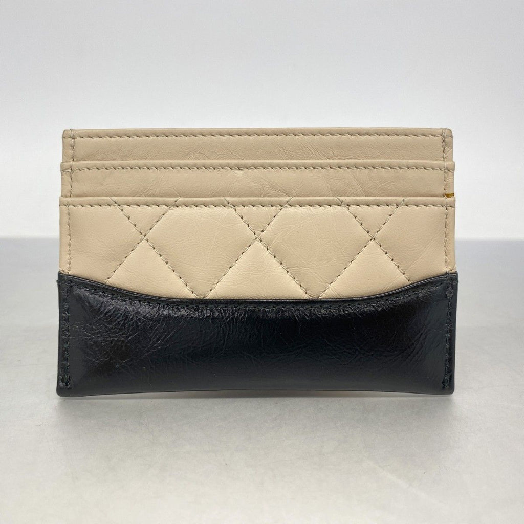 Chanel Card Case Gabrielle Lambskin Leather Black Beige Gold — view 8