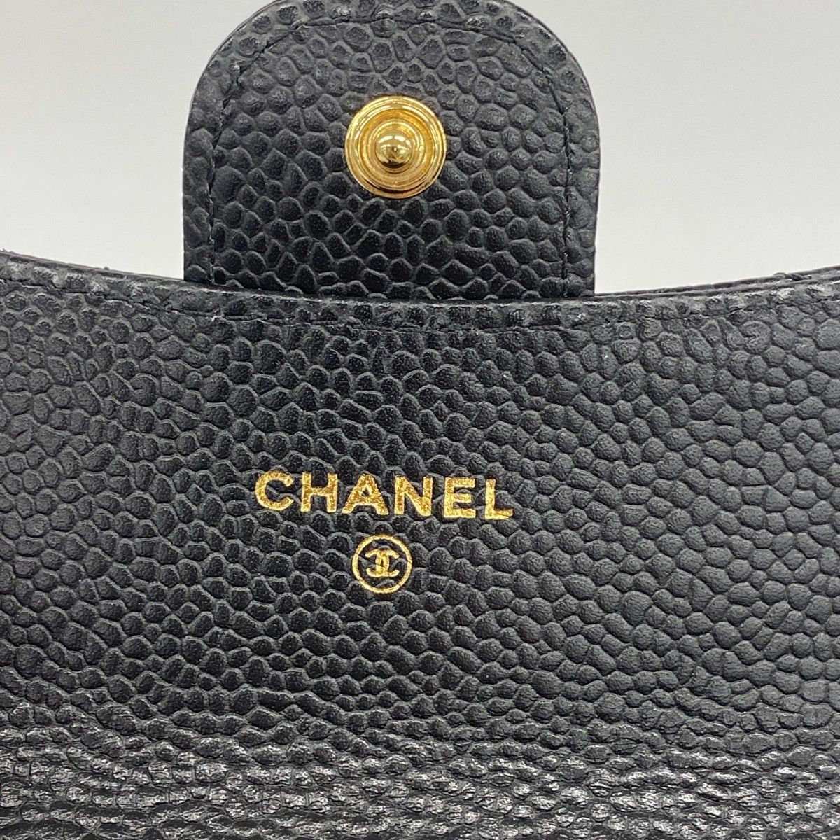 Chanel Card Case Quilted Caviar Leather Black Gold — view 4
