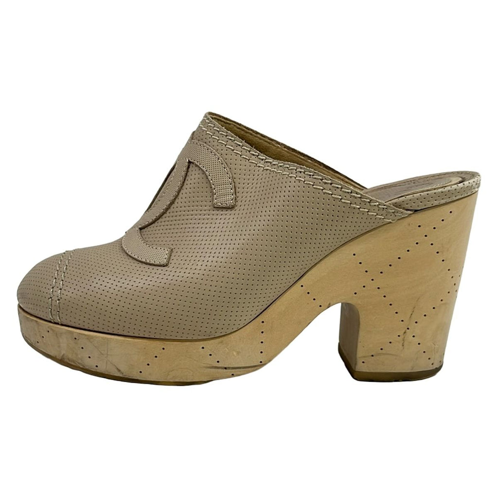Chanel Mules 37 Beige CC Logo Perforated Sabot Leather