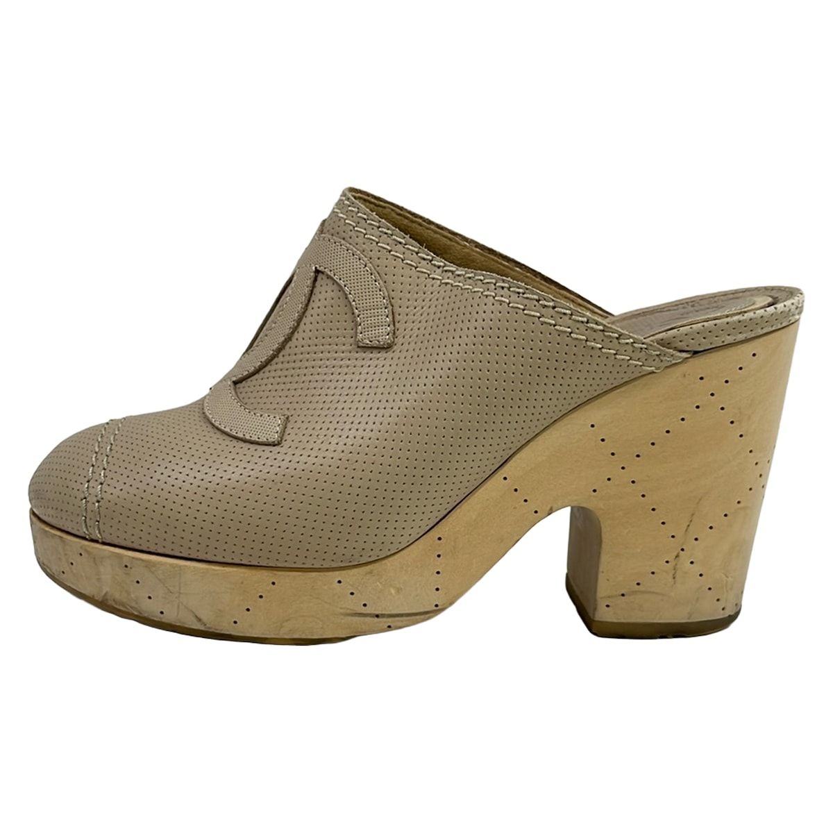 Chanel Mules 37 Beige CC Logo Perforated Sabot Leather