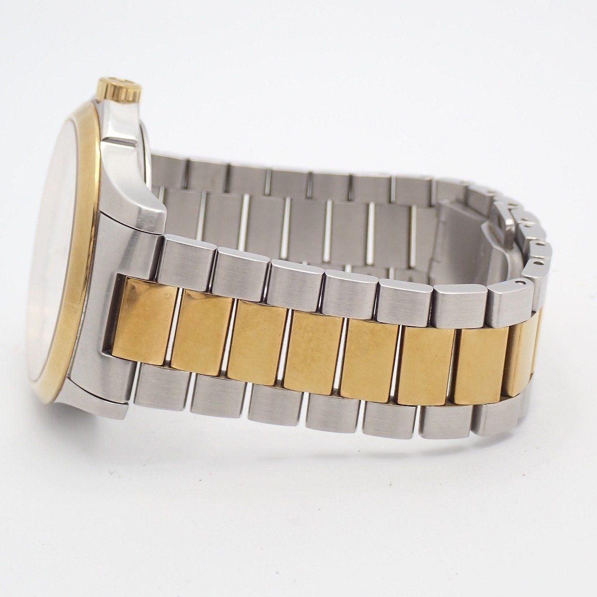 Gucci 126.4 Timeless Quartz Watch Duo Silver Dial SS Pawn — view 5